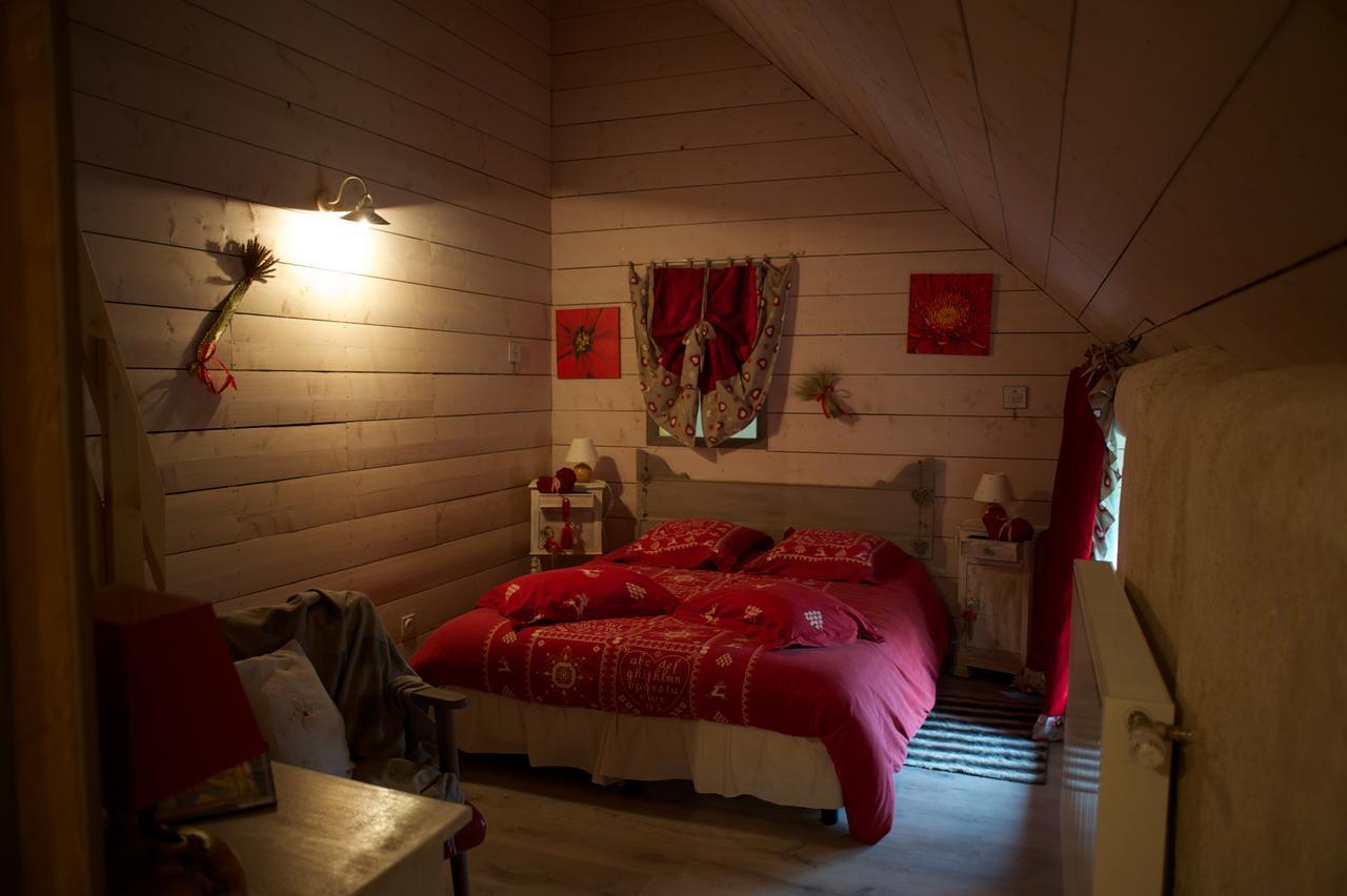 Aux Greniers A Reves Bed & Breakfast Plestan ภายนอก รูปภาพ